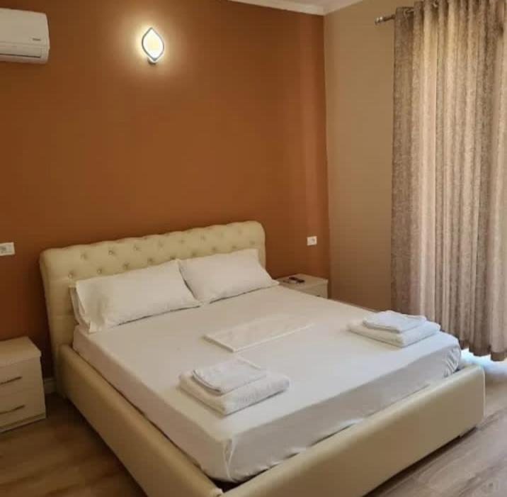 Hotel Fama Škalngur Extérieur photo
