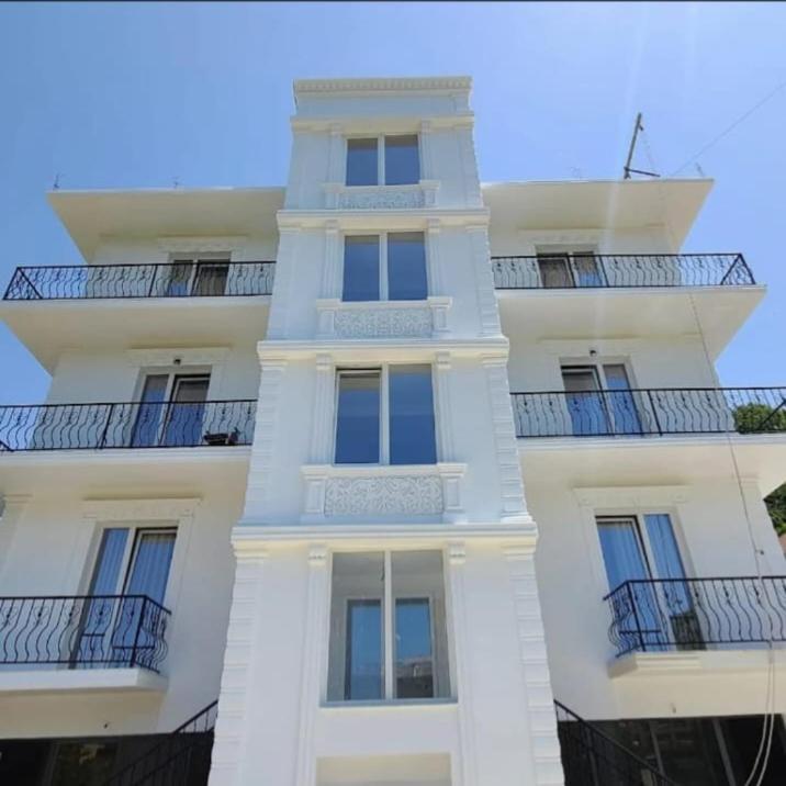 Hotel Fama Škalngur Extérieur photo