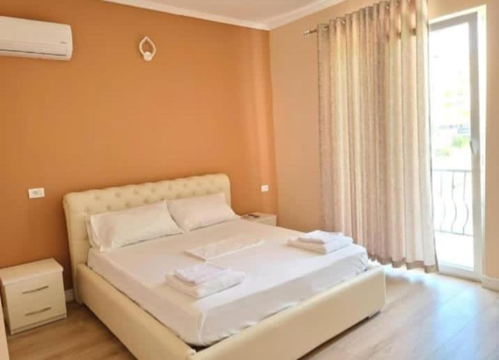 Hotel Fama Škalngur Extérieur photo