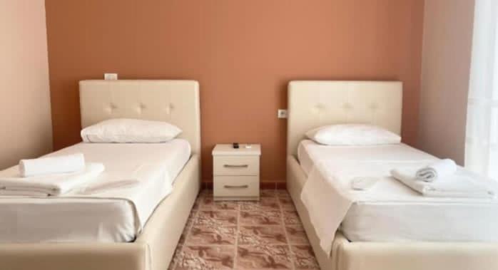Hotel Fama Škalngur Extérieur photo