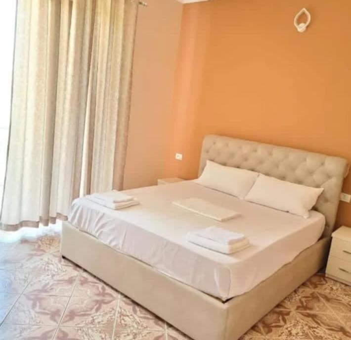 Hotel Fama Škalngur Extérieur photo