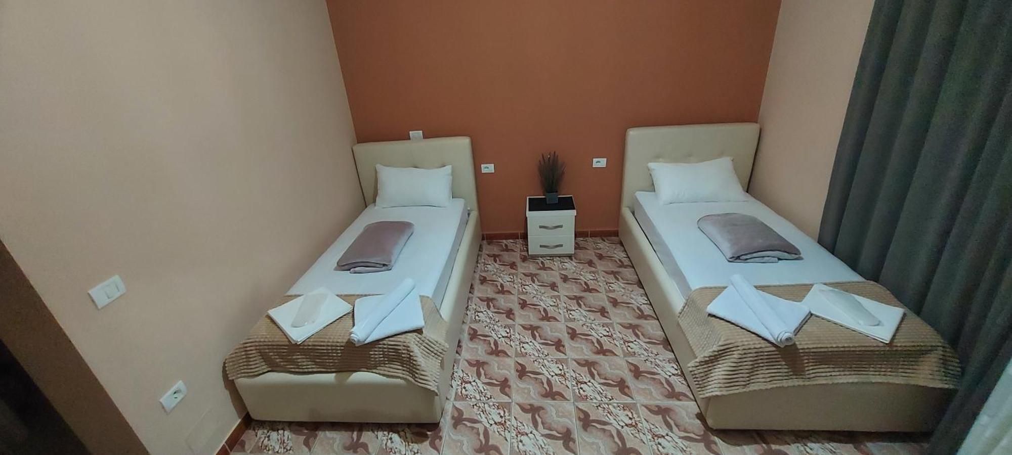 Hotel Fama Škalngur Extérieur photo